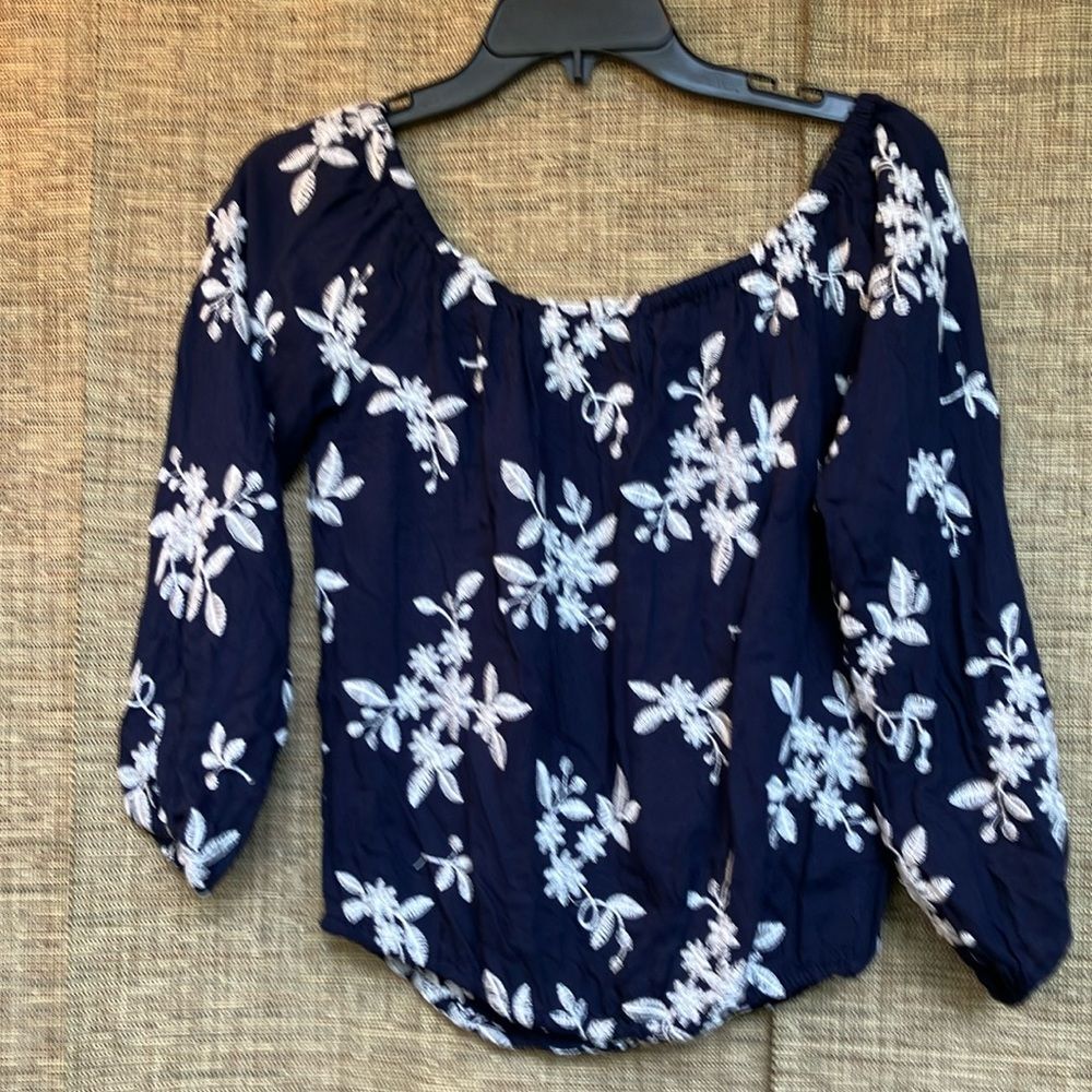 Aeropostale Navy Blue Floral Embroidered Women's peasant Top navy